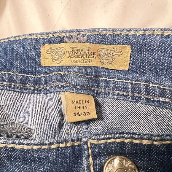 Nine West Vintage collection denim jeans embroidered back pockets size 14 - Picture 8 of 9